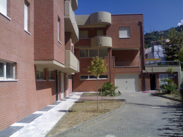 agenzia immobiliare massa - vendita di ufficio in centro massa