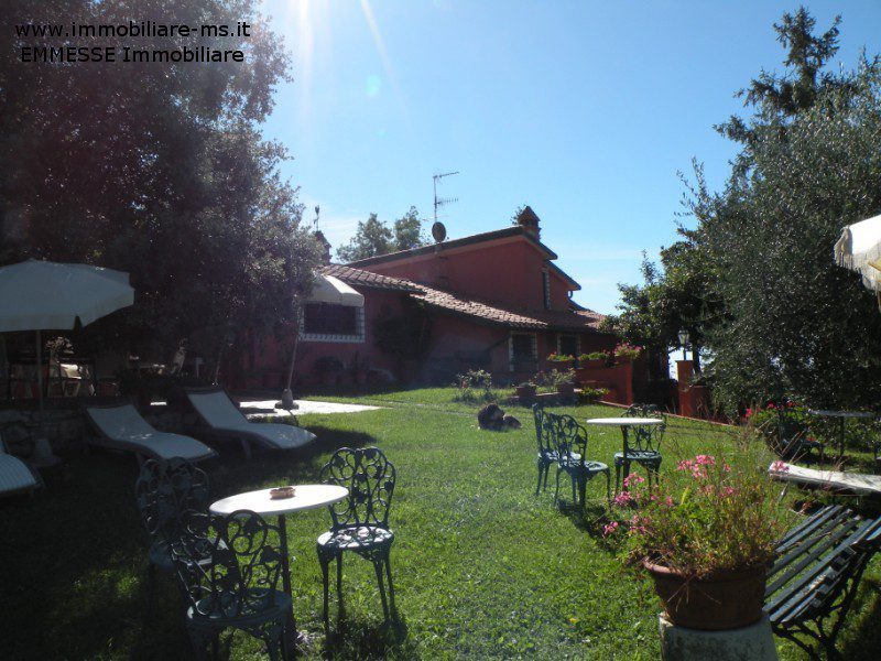 agenzia immobiliare sarzana: villa, rustico, casa con piscina in vendita a sarzana collina