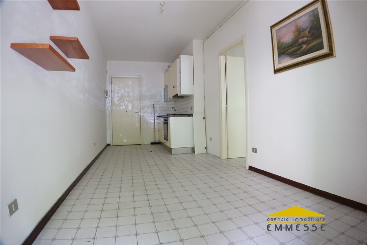 Appartamento MASSA vendita  Massa  Agenzia Immobiliare Emmesse